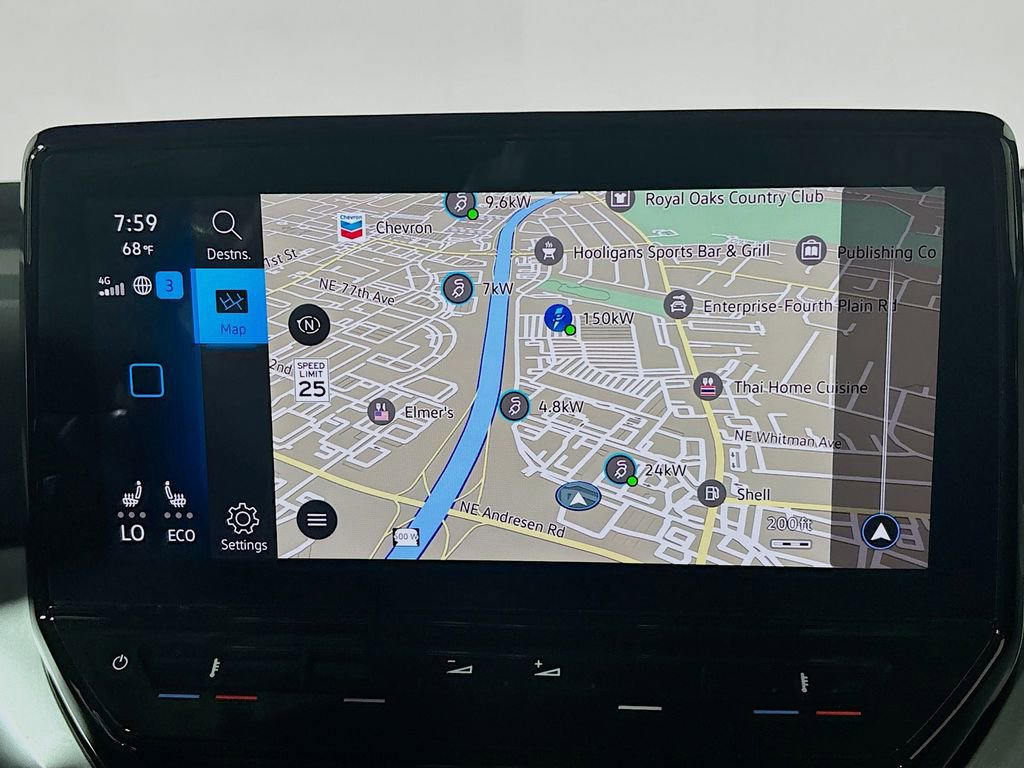 Used 2021 Volkswagen ID.4 Pro image 16