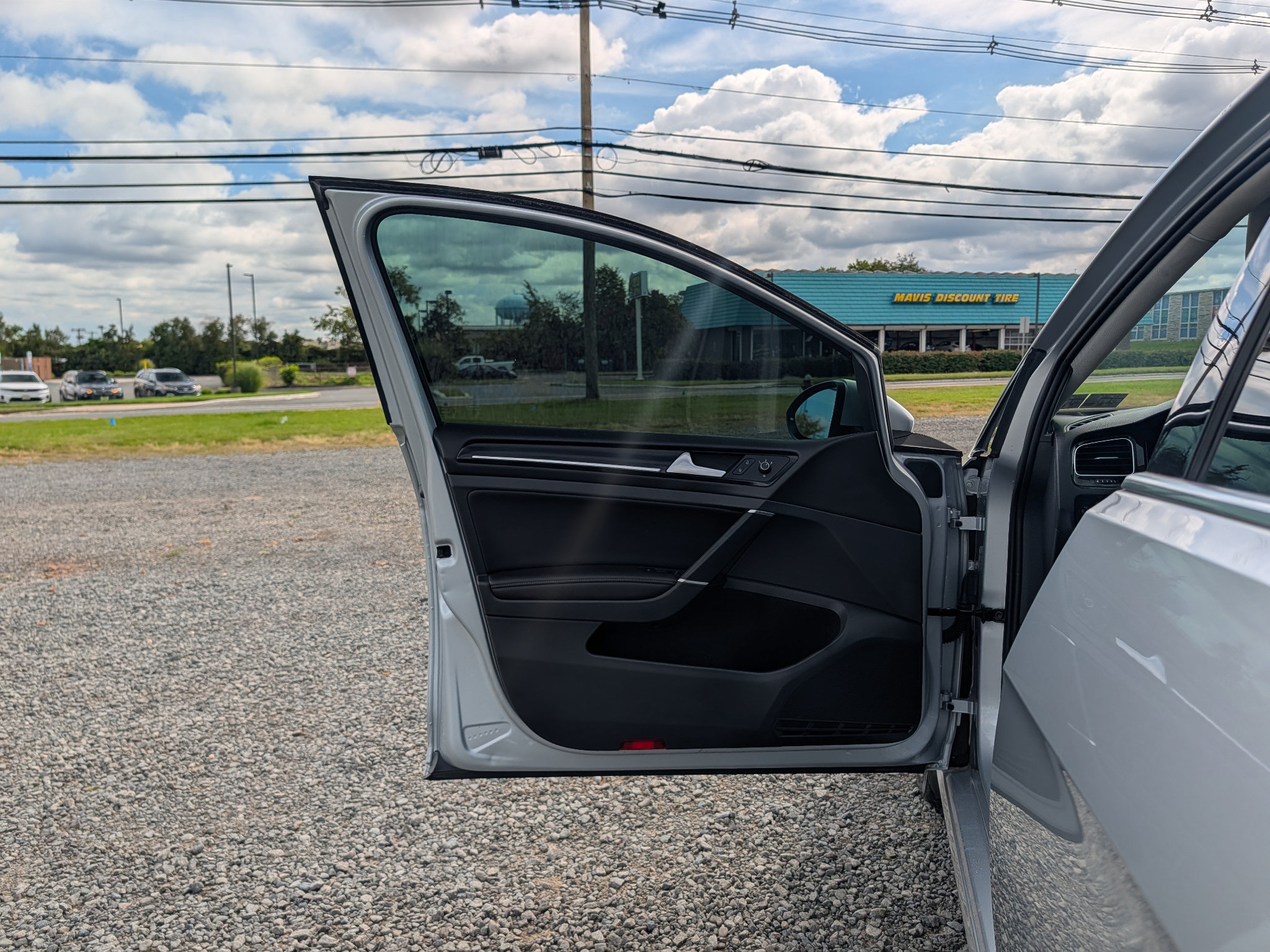 Used 2015 Volkswagen Golf SEL FWD image 10