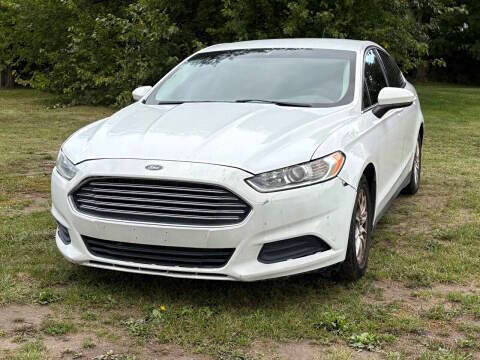 Used 2015 Ford Fusion S image 11