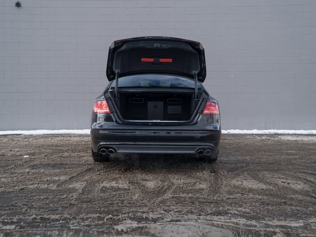 Used 2014 Audi S8 image 14