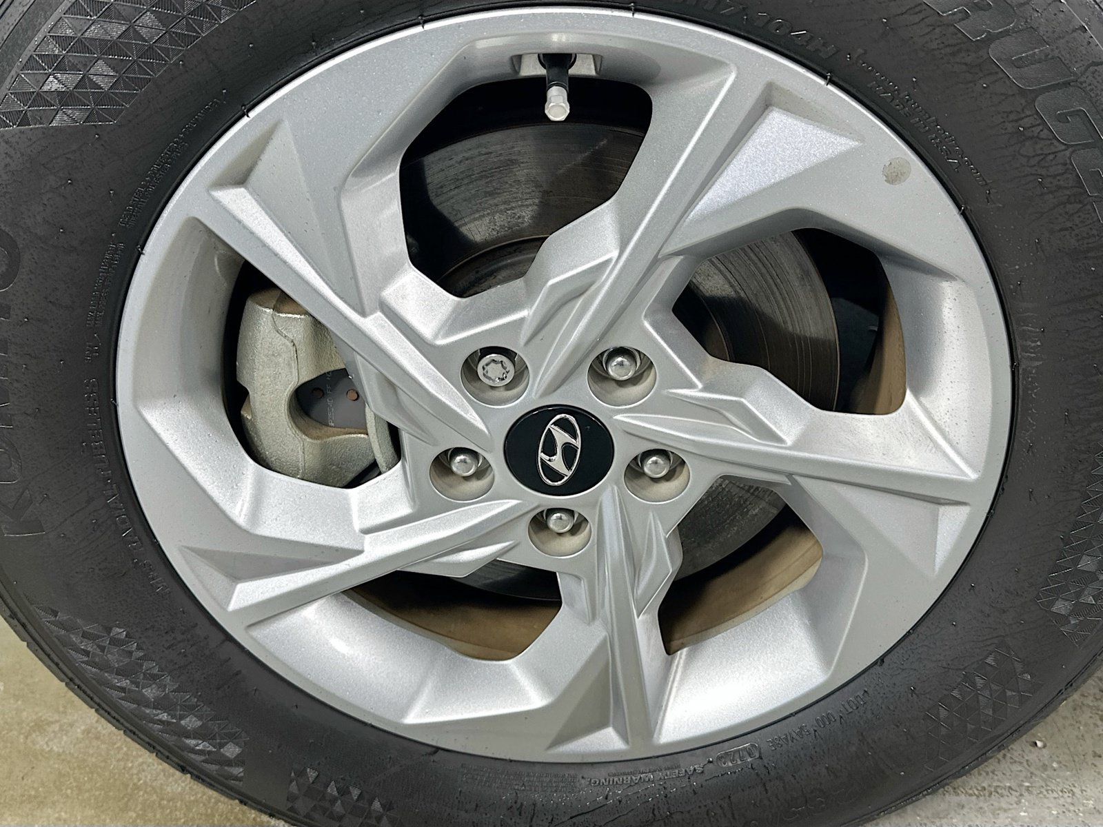 Used 2023 Hyundai Tucson SE FWD image 28