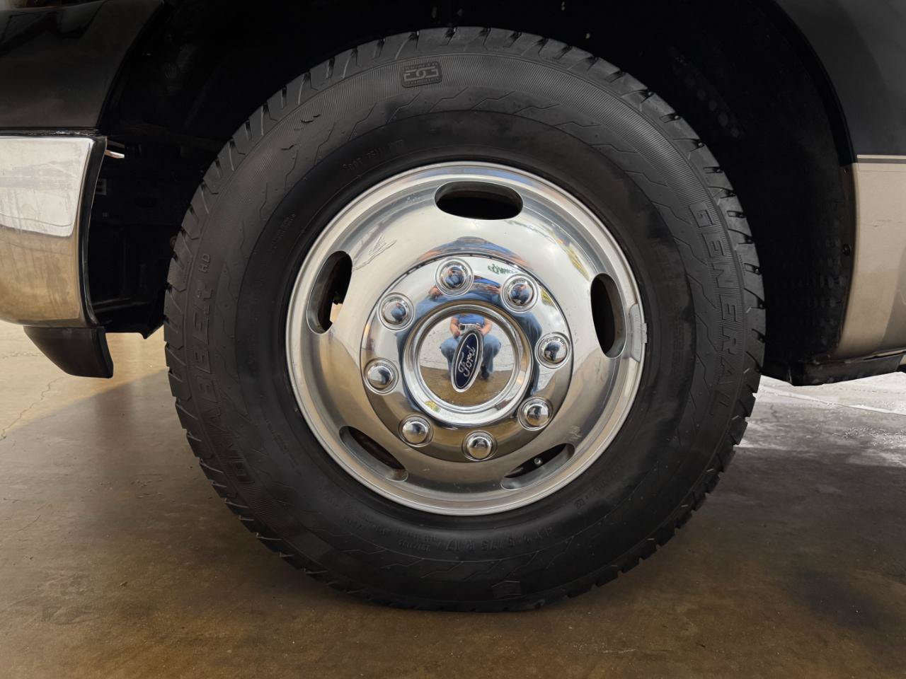 Used 2005 Ford F350 Lariat RWD image 42