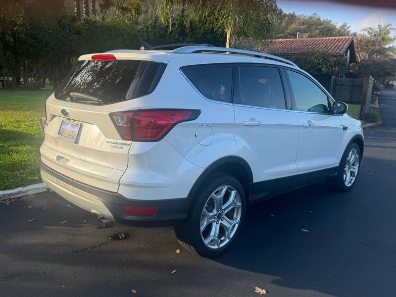 Used 2019 Ford Escape Titanium FWD image 6