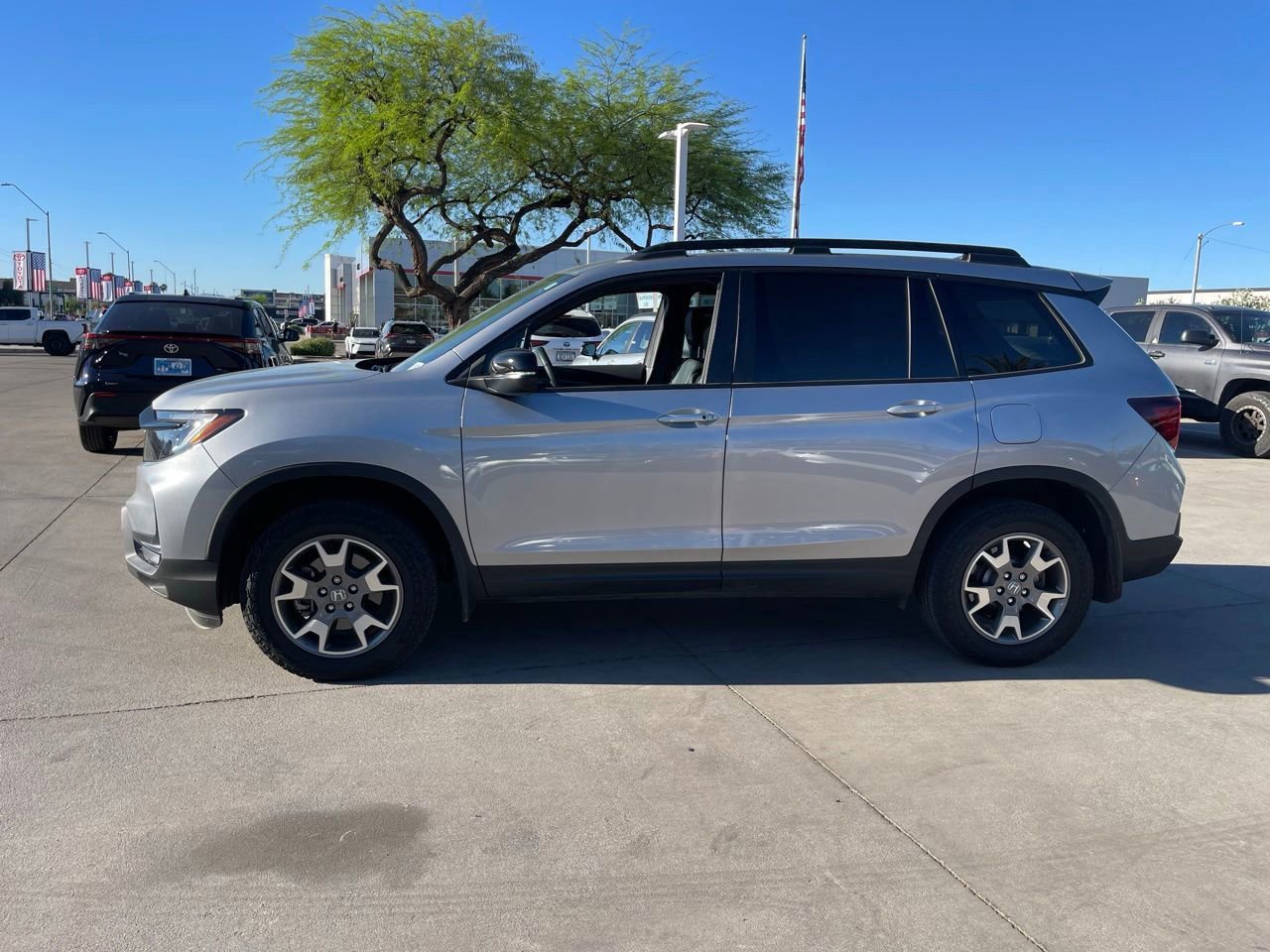 Used 2023 Honda Passport TrailSport image 4