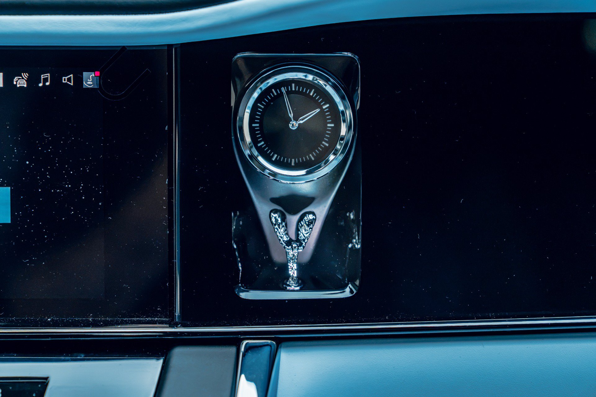 Used 2026 Rolls-Royce Cullinan AWD/4WD image 44
