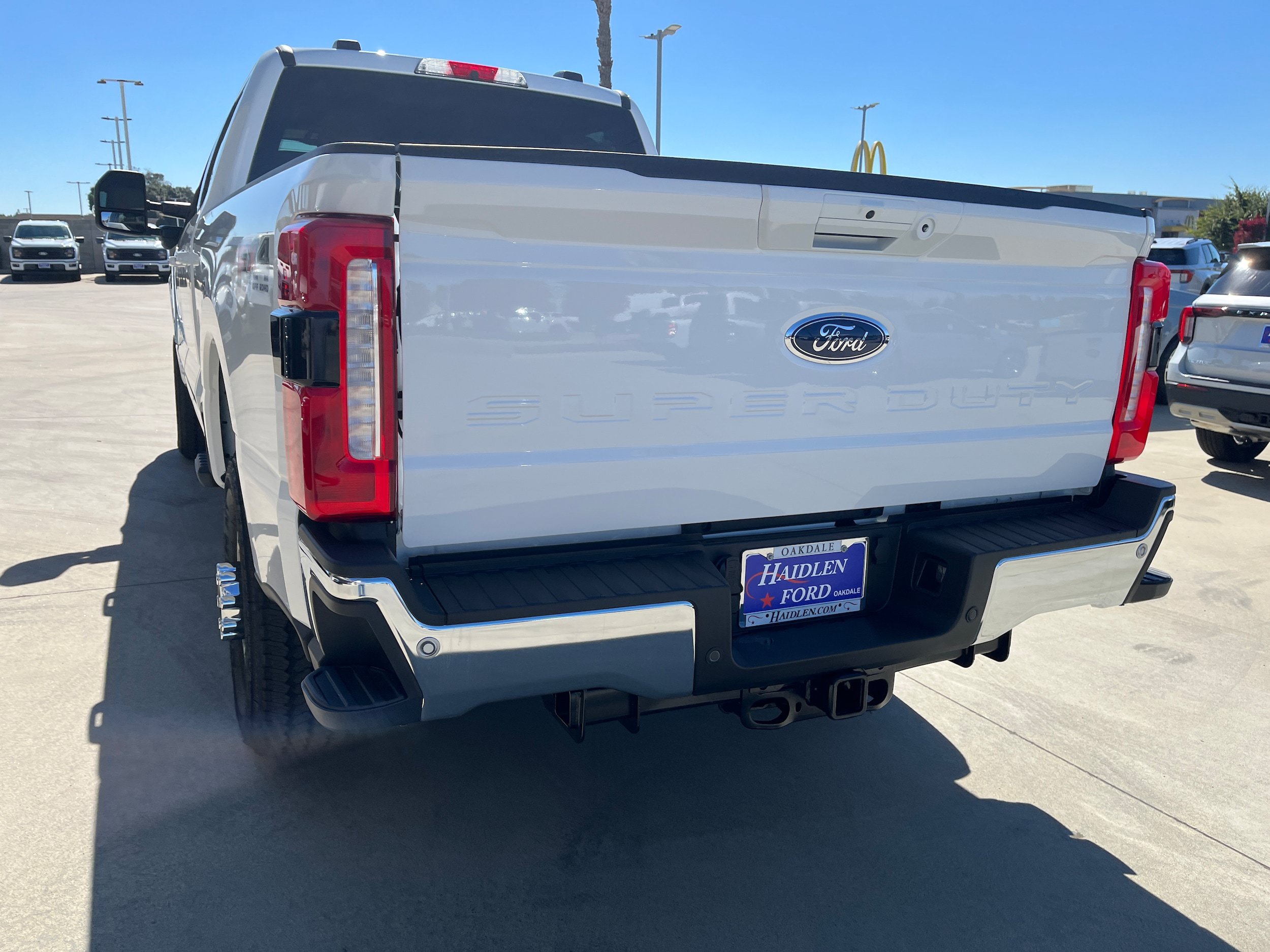 New 2026 Ford F350 Lariat w/ FX4 Off-Road Package AWD/4WD image 4
