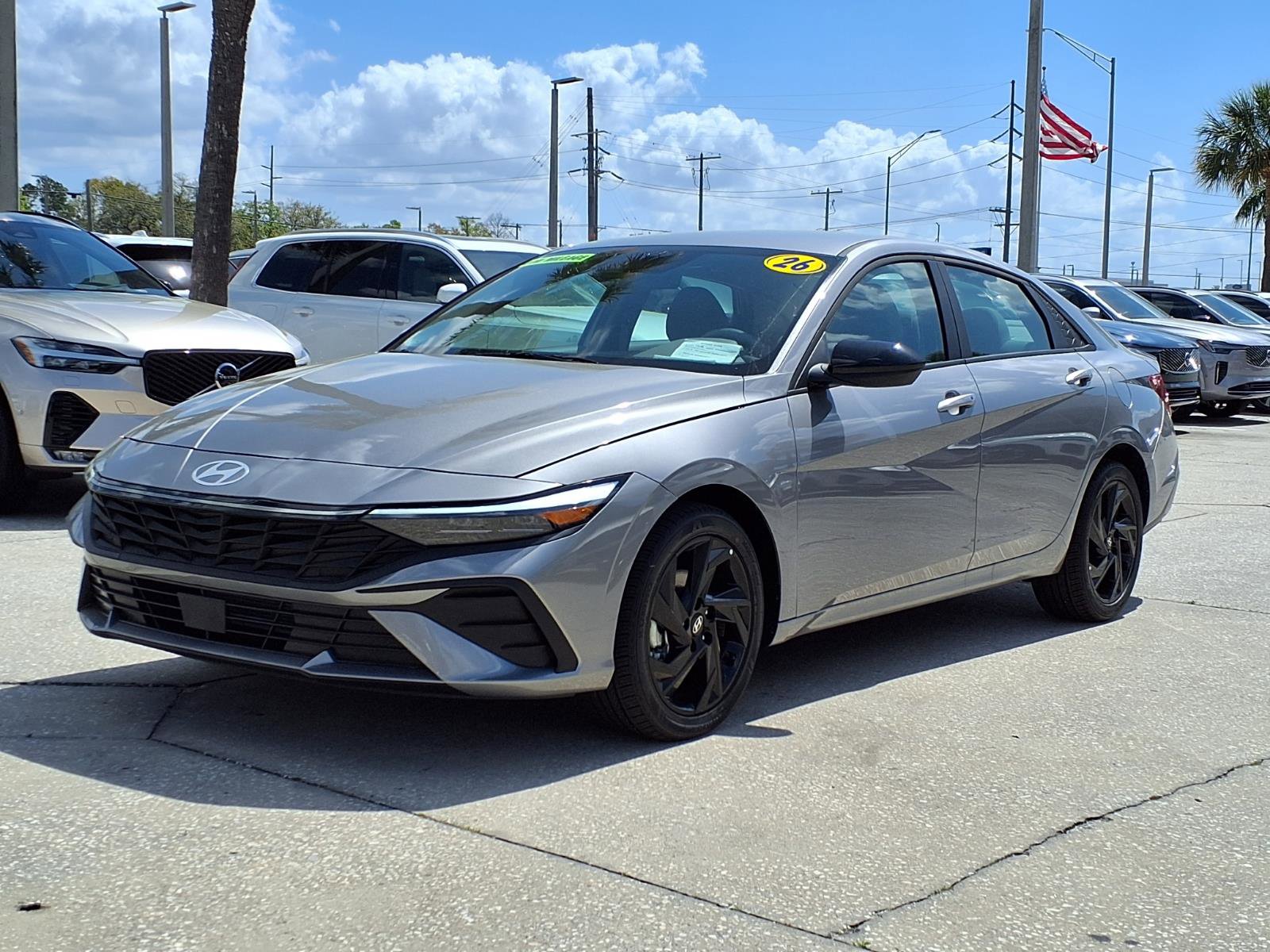 Used 2026 Hyundai Elantra Sport image 3