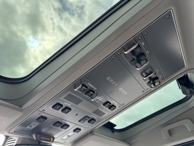 New 2025 INEOS Grenadier Base image 19