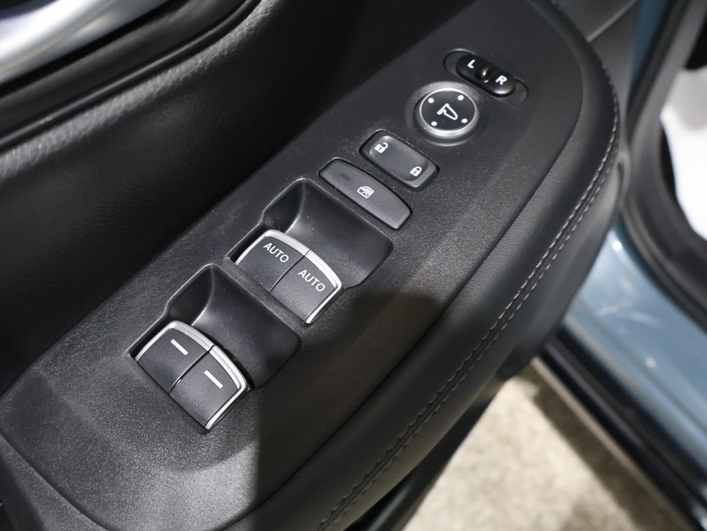 Used 2024 Honda HR-V EX-L image 14
