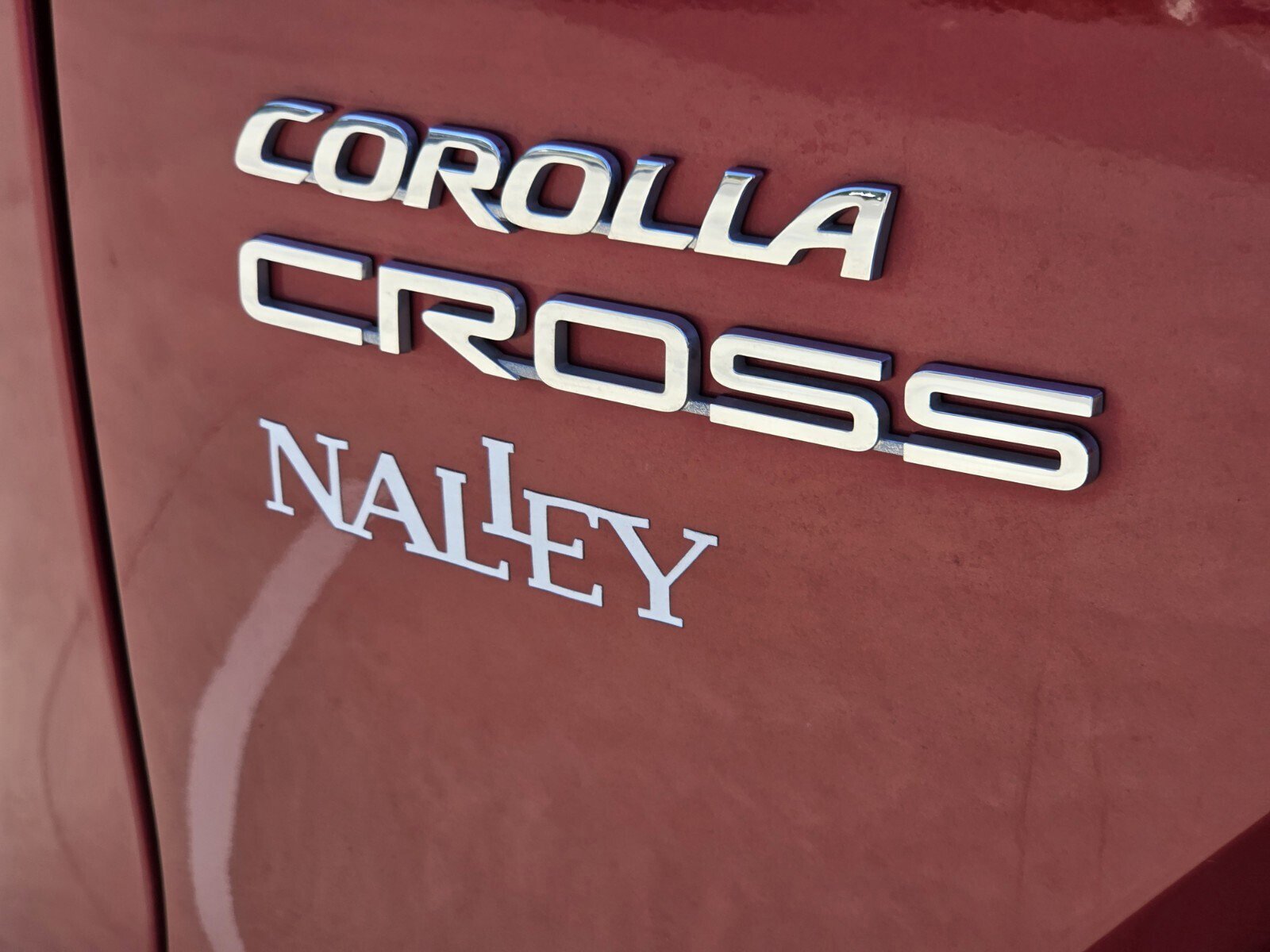 Used 2022 Toyota Corolla Cross XLE w/ Convenience Package AWD/4WD image 32