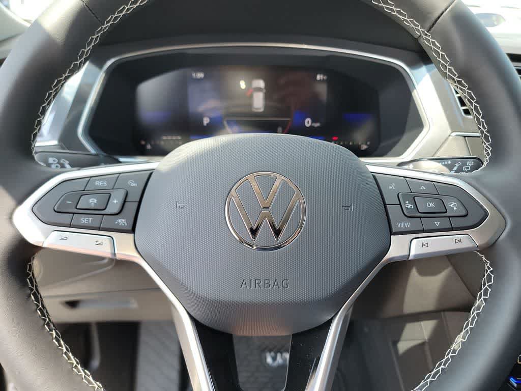 Used 2023 Volkswagen Tiguan SE FWD image 21