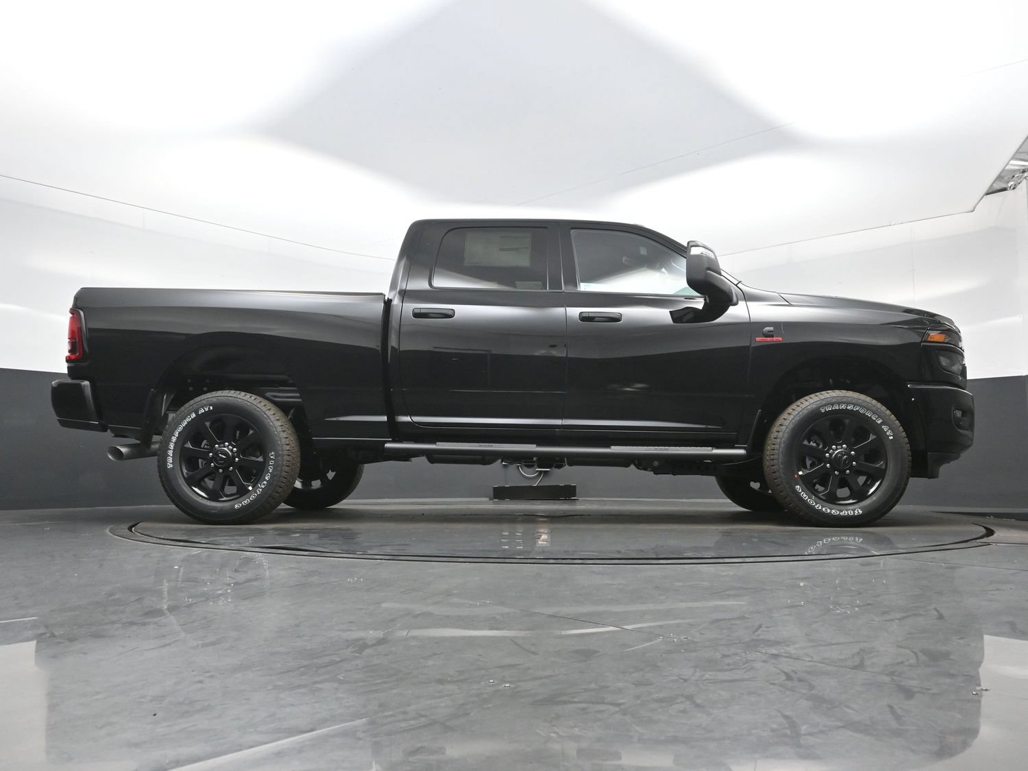 New 2026 RAM 2500 Tradesman AWD/4WD image 19