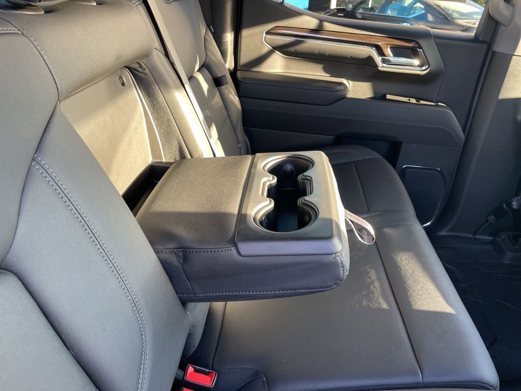 Used 2025 Chevrolet Silverado 1500 LT Trail Boss w/ Convenience Package II image 38