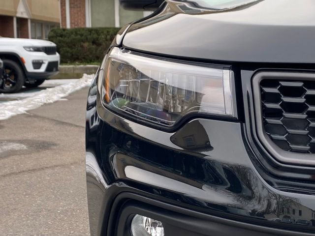 New 2026 Jeep Compass Latitude w/ Sun and Sound Group image 10