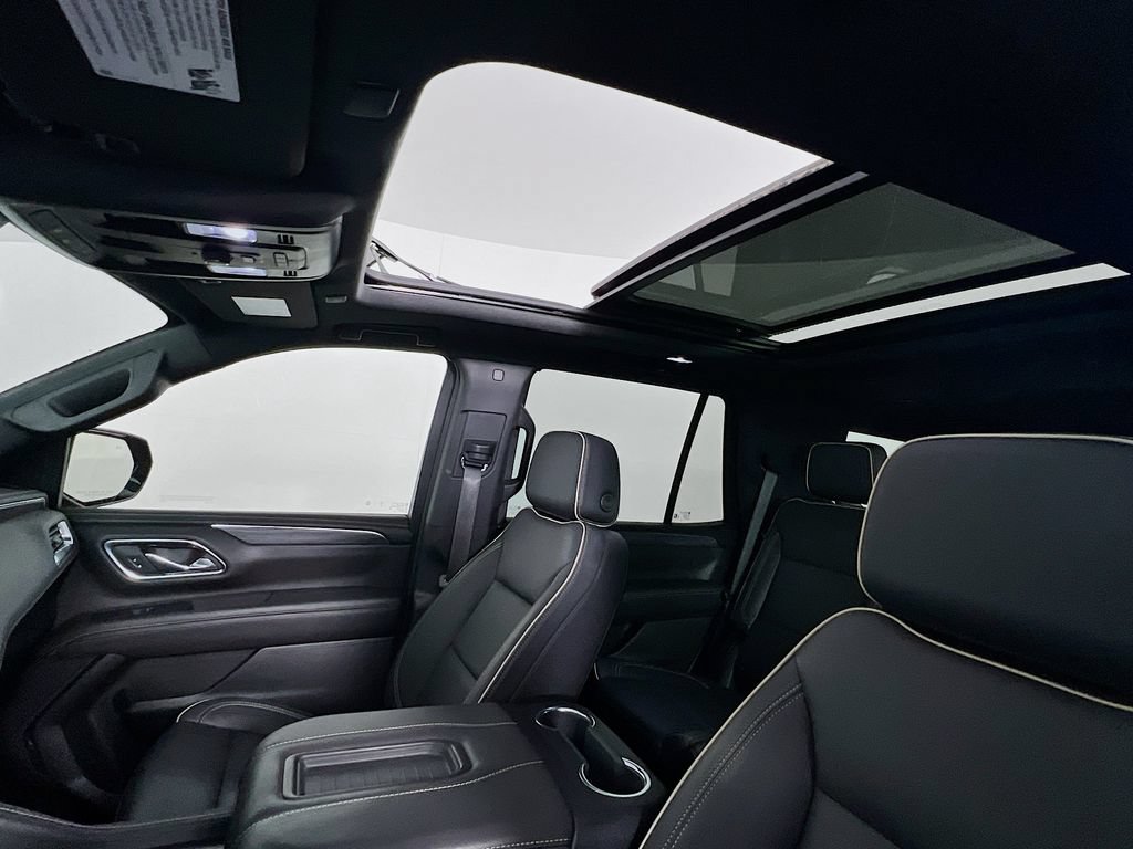 Certified 2024 GMC Yukon SLT w/ LPO, Floor Liner Package AWD/4WD image 21