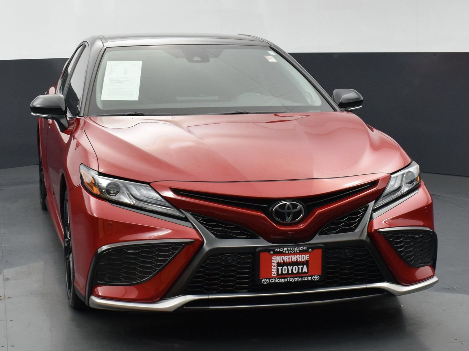 Used 2022 Toyota Camry XSE w/ Navigation Package FWD image 7