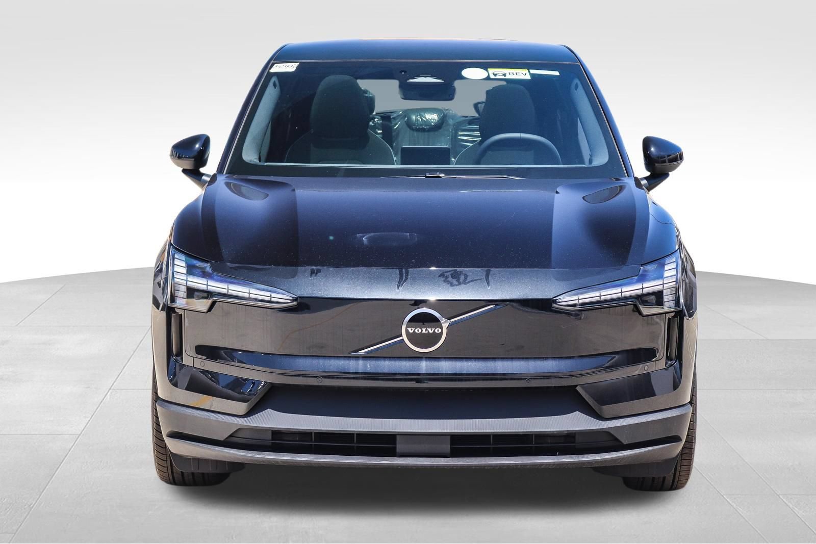 New 2025 Volvo EX30 Plus w/ Protection Package Premier AWD/4WD image 2