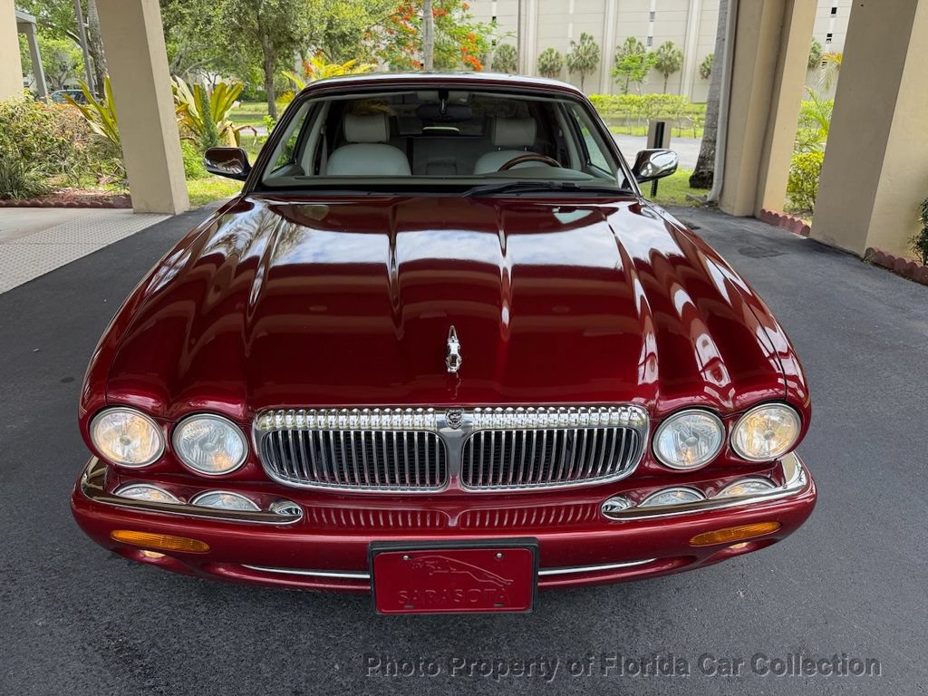 Used 1999 Jaguar XJ8 L RWD image 81