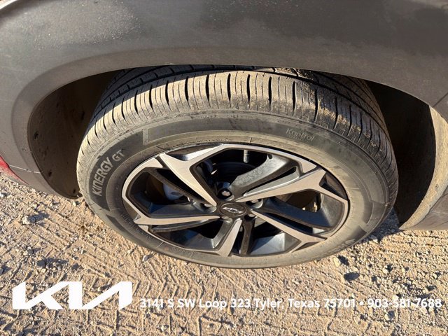 Used 2023 Chevrolet TrailBlazer RS w/ Sun and Liftgate Package FWD image 4