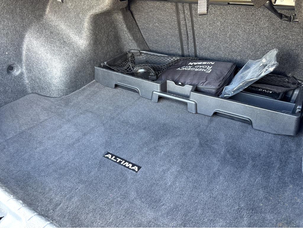 Used 2022 Nissan Altima 2.0 SR image 26