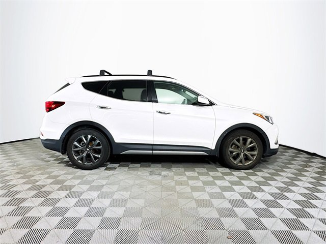 Used 2018 Hyundai Santa Fe Sport w/ Cargo Package image 7