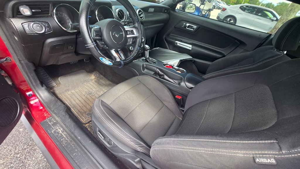 Used 2016 Ford Mustang Coupe w/ Equipment Group 051A RWD image 11