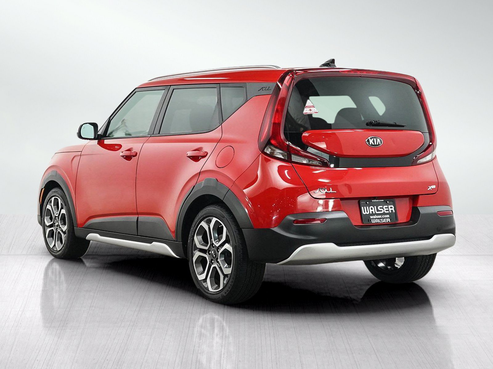 Used 2020 Kia Soul X-Line FWD image 3