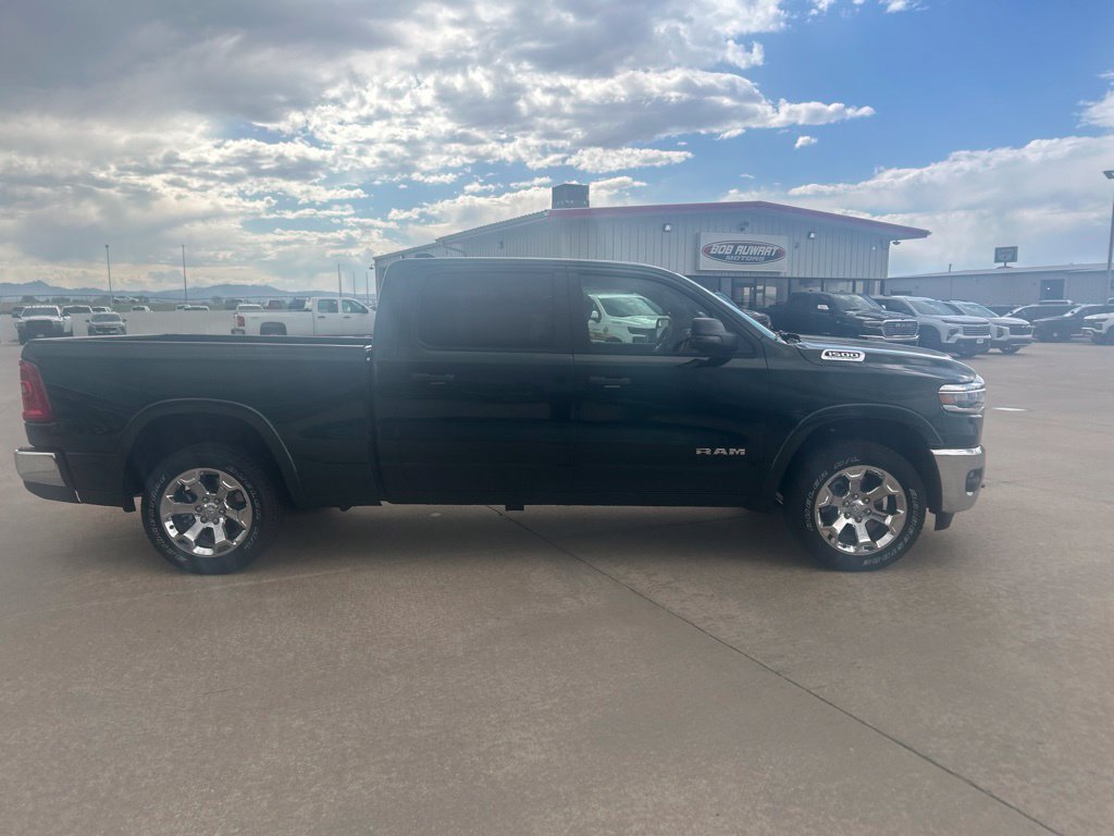 New 2026 RAM 1500 Big Horn AWD/4WD image 7