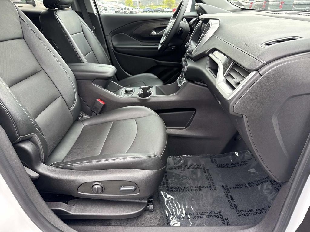 Used 2024 GMC Terrain SLT AWD/4WD image 19
