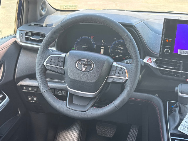 New 2026 Toyota Sienna XSE FWD image 26