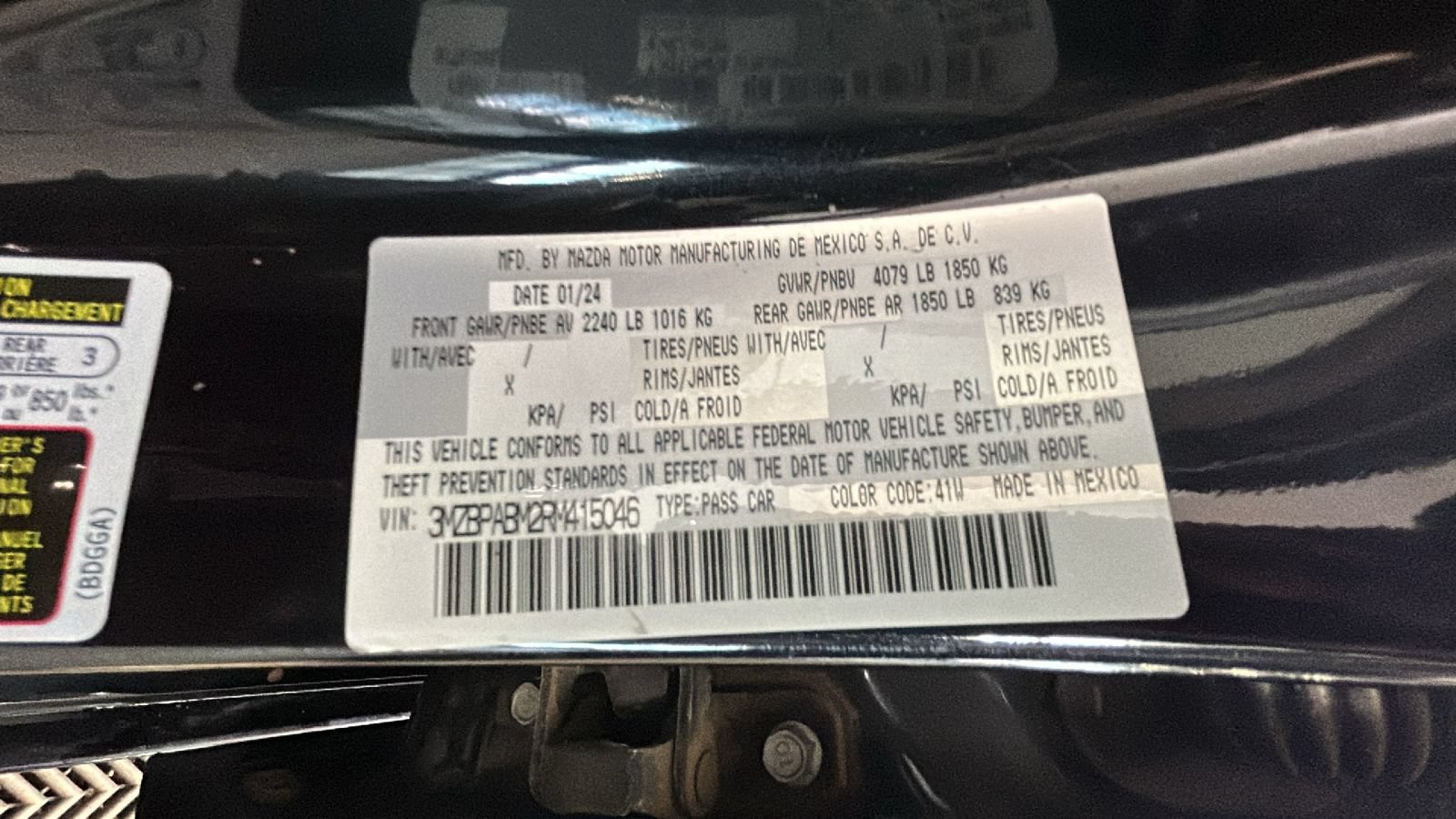 Used 2024 MAZDA MAZDA3 s FWD image 11