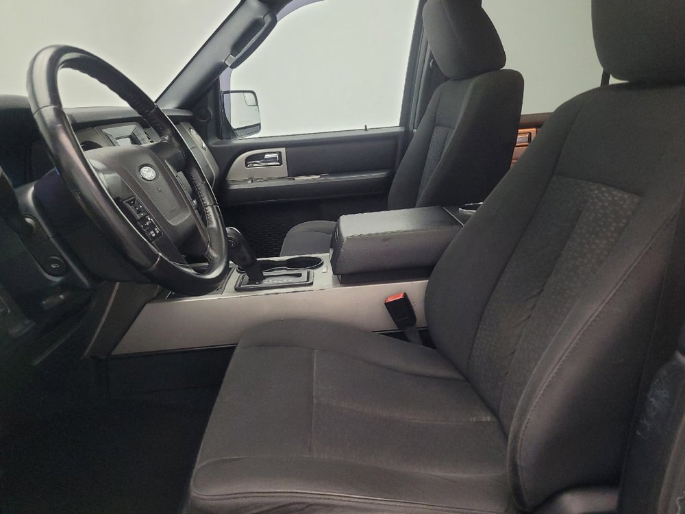Used 2016 Ford Expedition XLT AWD/4WD image 17