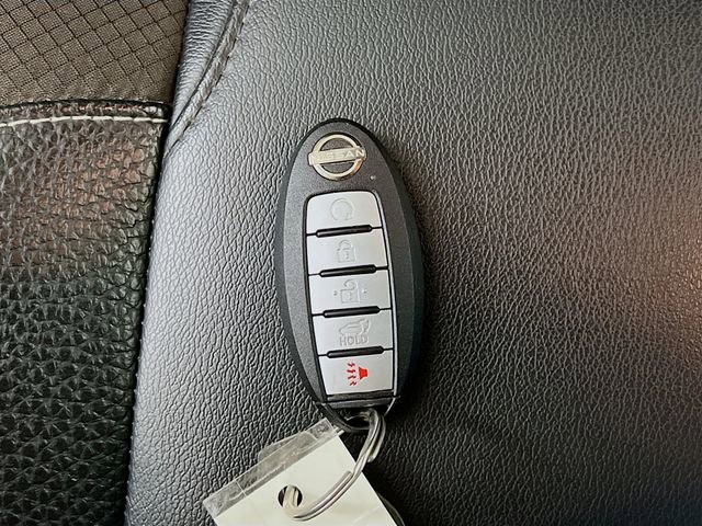 Used 2022 Nissan Pathfinder SL image 31