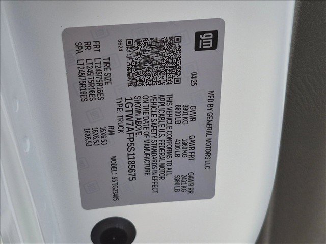 Used 2025 GMC Savana 2500 w/ Driver Convenience Package RWD image 23