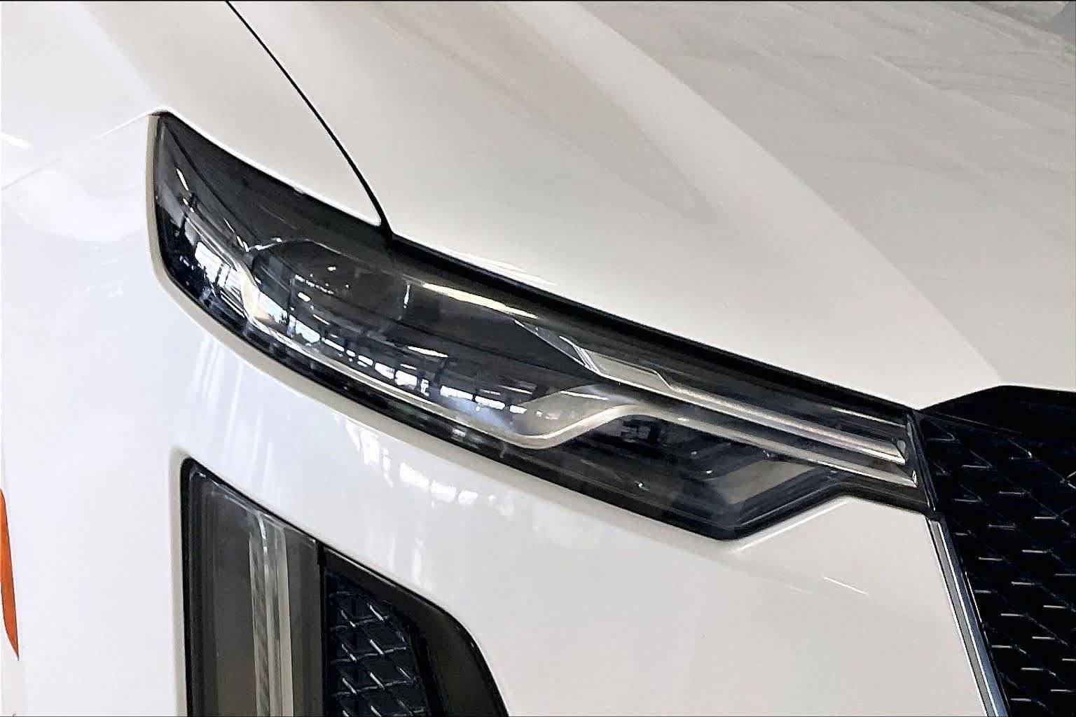 Used 2020 Cadillac XT6 Sport AWD/4WD image 25