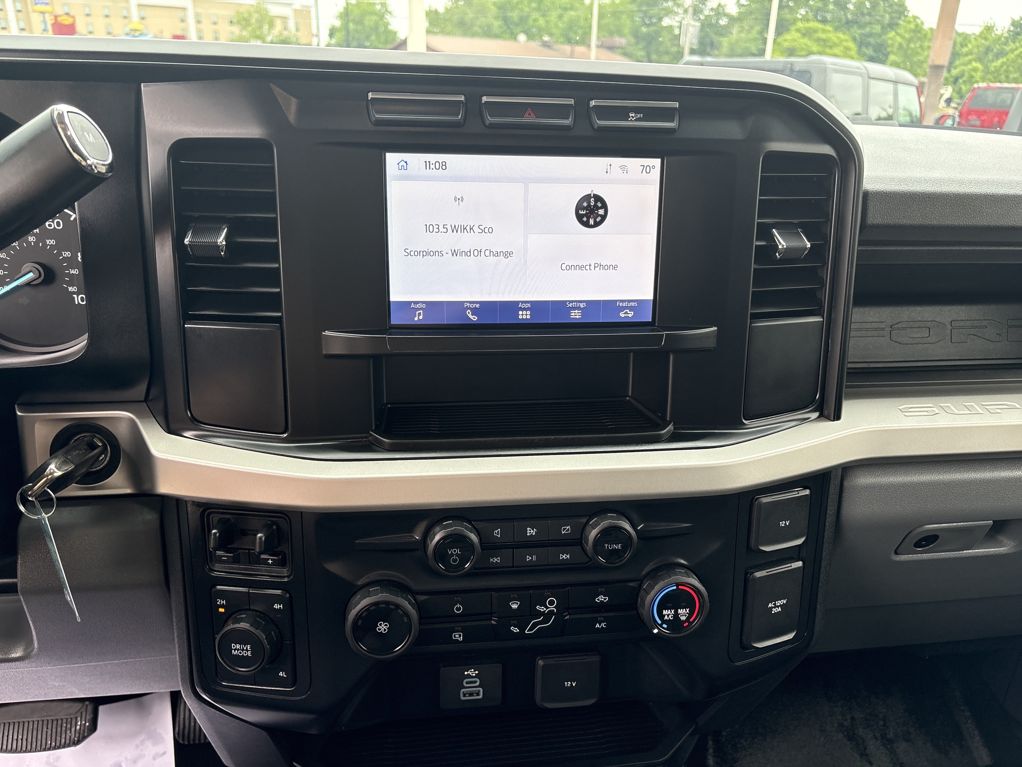 Used 2024 Ford F350 XL w/ Camper Package AWD/4WD image 14