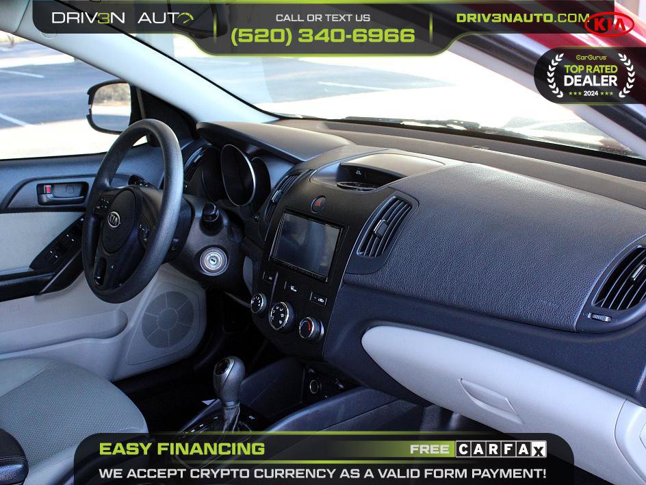 Used 2011 Kia Forte EX image 18