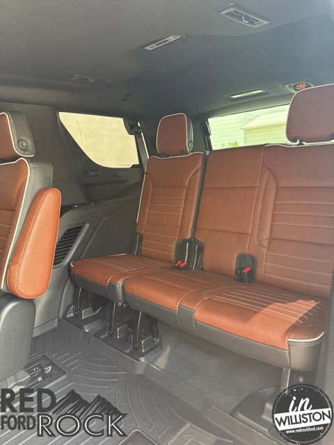 Used 2023 GMC Yukon Denali Ultimate AWD/4WD image 26