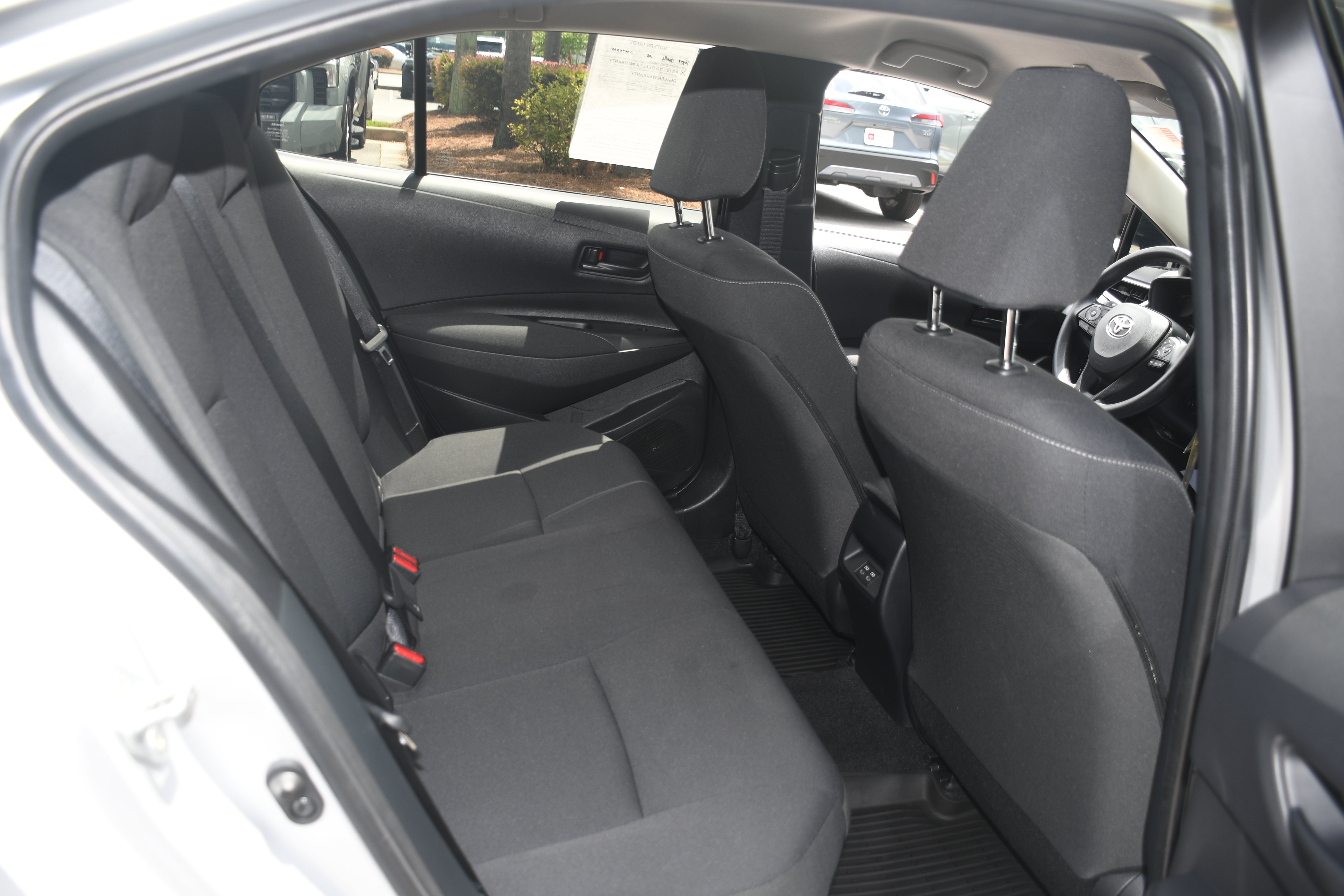Certified 2025 Toyota Corolla LE FWD image 17