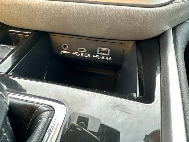 Used 2024 Subaru Outback Premium AWD/4WD image 20