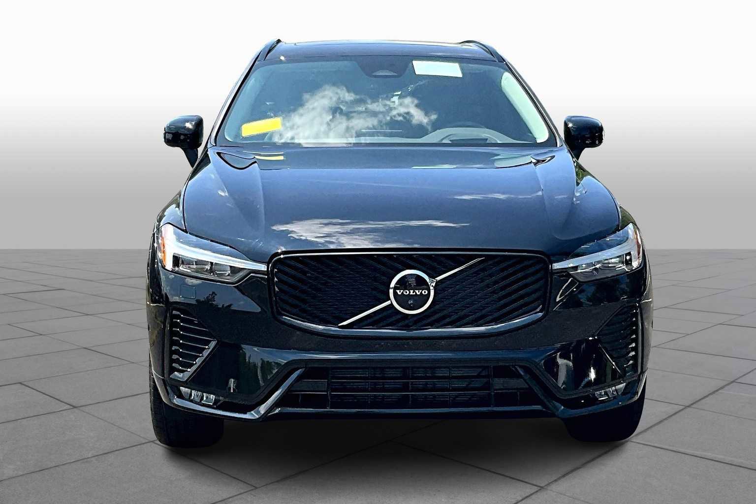New 2026 Volvo XC60 B5 Ultra w/ Protection Package Premier AWD/4WD video 2
