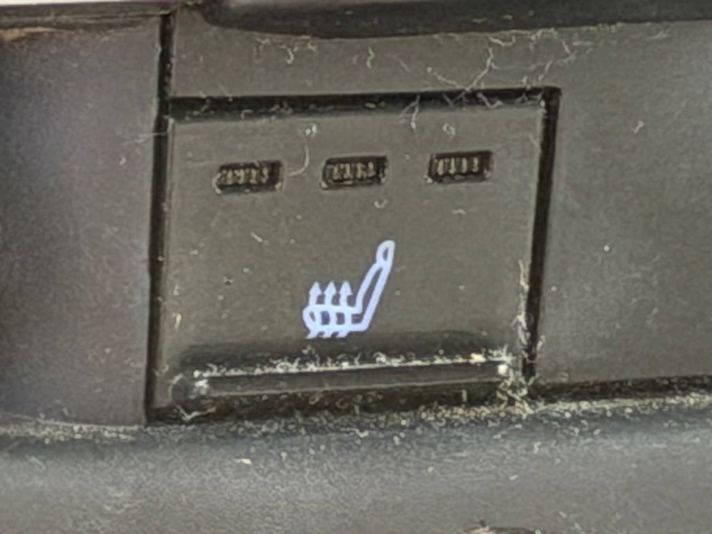 Used 2021 Toyota Sienna XSE FWD image 30
