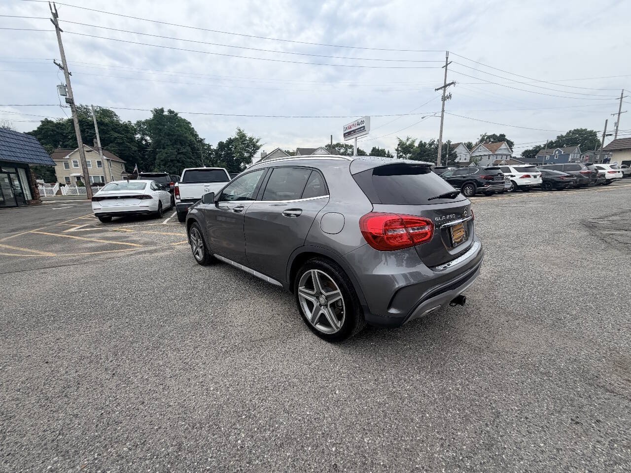 Used 2015 Mercedes-Benz GLA 250 4MATIC image 34