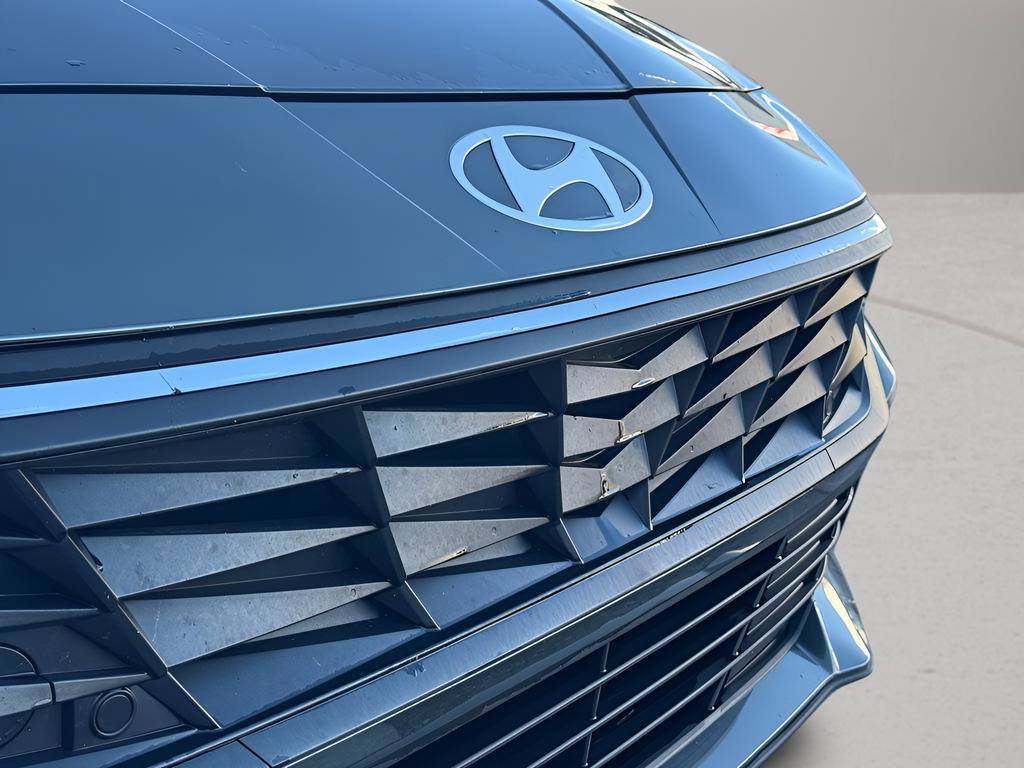 Certified 2024 Hyundai Elantra SEL image 9