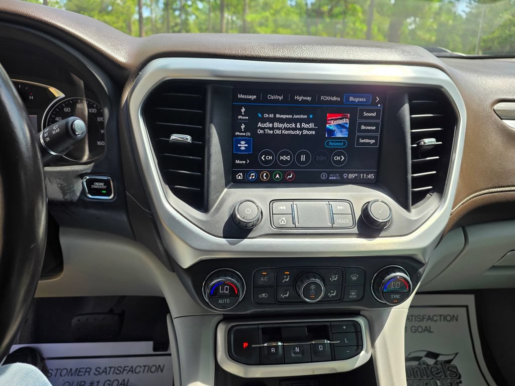 Used 2020 GMC Acadia SLT w/ Trailering Package FWD image 30