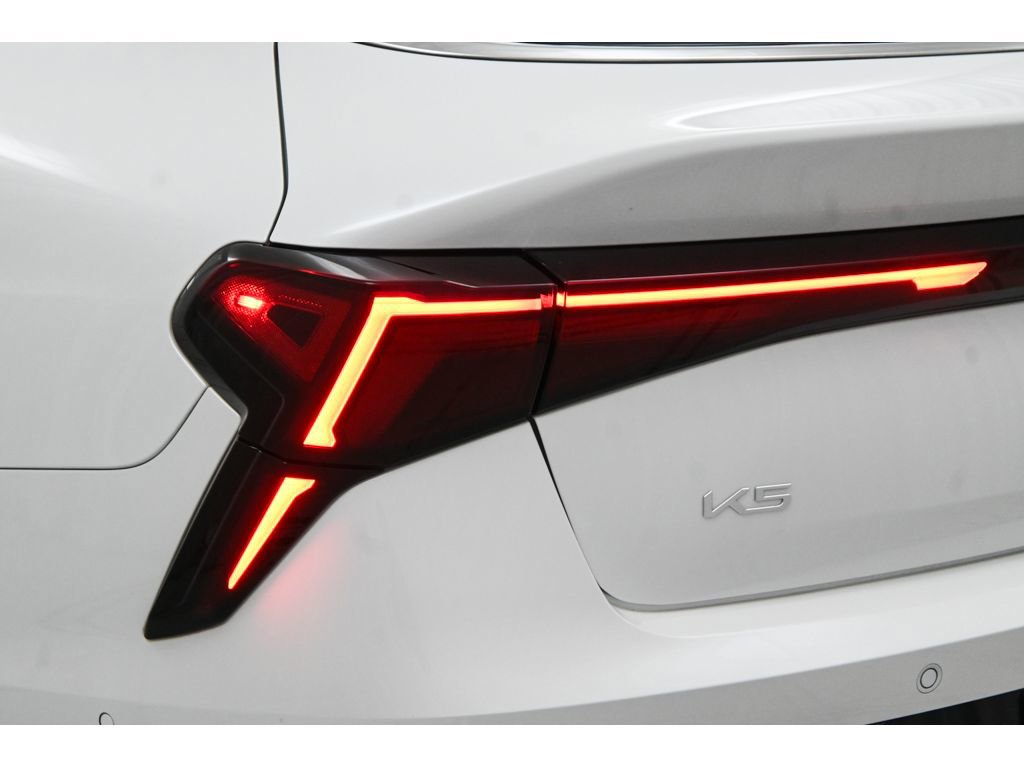 Used 2025 Kia K5 EX FWD image 26