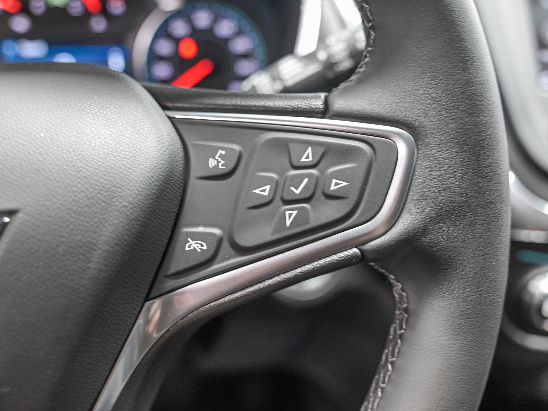 Used 2023 Chevrolet Equinox LT AWD/4WD image 20