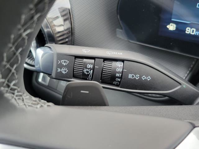 New 2026 Chevrolet Equinox LT w/ Convenience Package II image 16