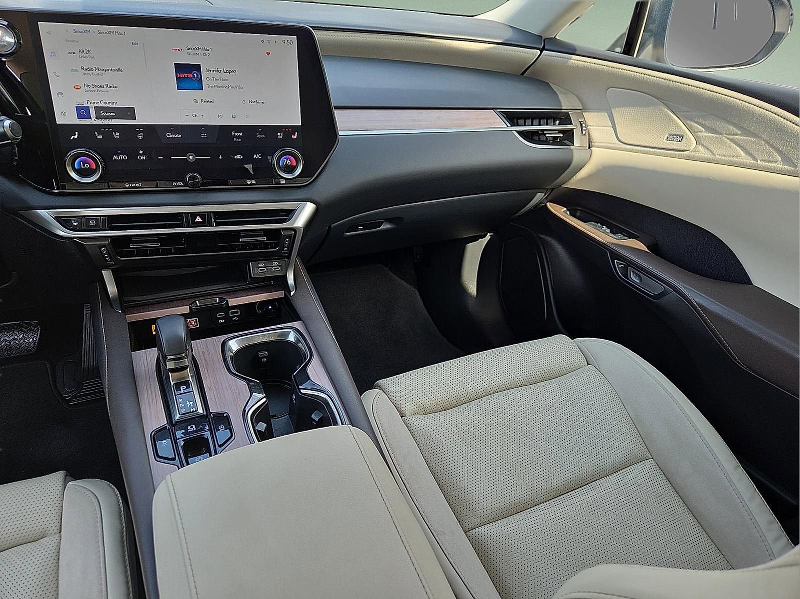 Used 2024 Lexus RX 350 FWD w/ Convenience Package image 12