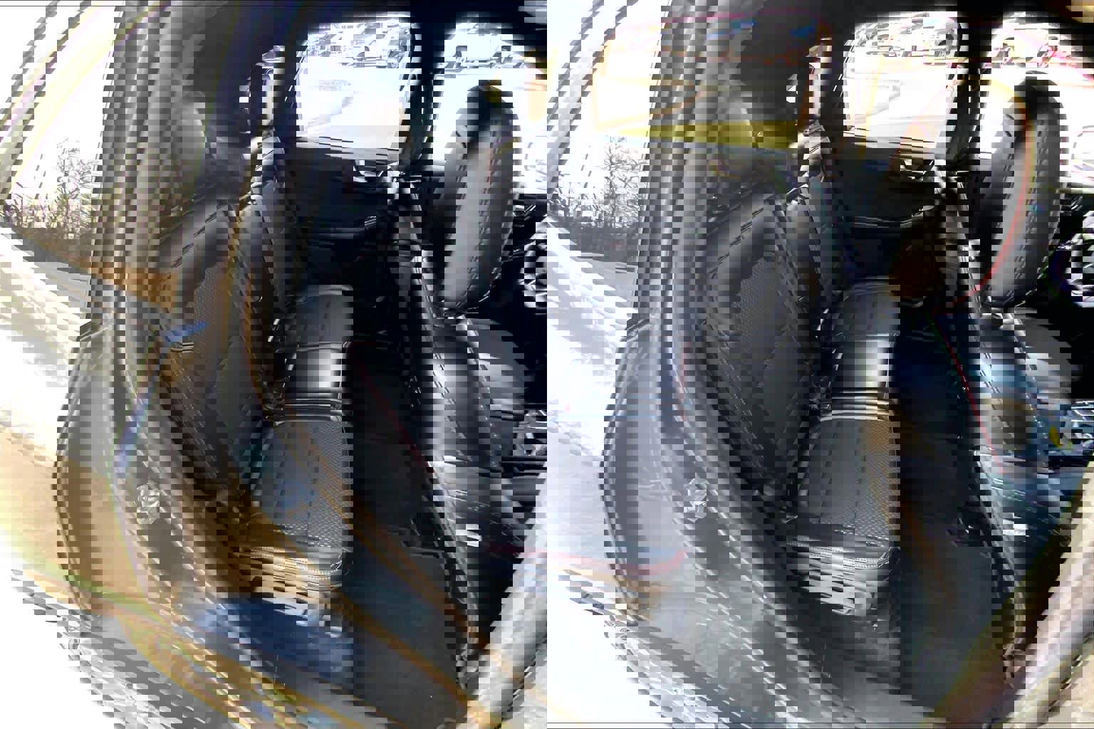 Used 2025 Ford Escape ST-Line image 18